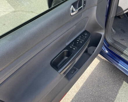 Синій Фольксваген Гольф, об'ємом двигуна 1.6 л та пробігом 219 тис. км за 6000 $, фото 20 на Automoto.ua