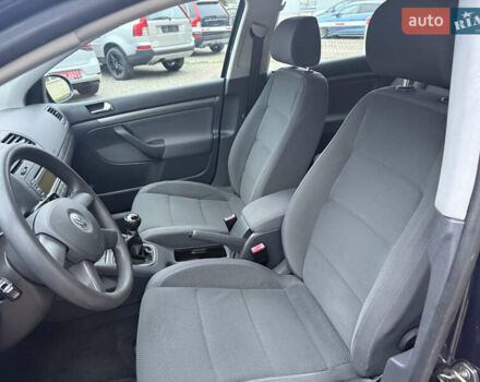 Синий Фольксваген Гольф, объемом двигателя 1.6 л и пробегом 171 тыс. км за 5350 $, фото 15 на Automoto.ua