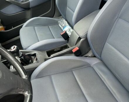 Синий Фольксваген Гольф, объемом двигателя 1.6 л и пробегом 300 тыс. км за 1999 $, фото 9 на Automoto.ua