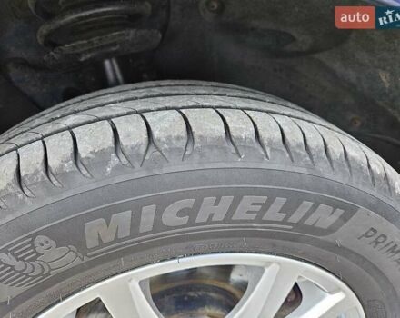 Синий Фольксваген Гольф, объемом двигателя 1.39 л и пробегом 255 тыс. км за 5400 $, фото 18 на Automoto.ua