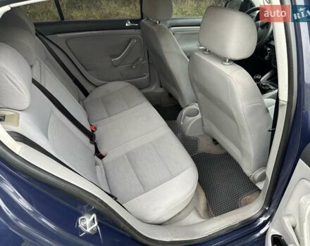 Синий Фольксваген Гольф, объемом двигателя 1.4 л и пробегом 268 тыс. км за 4450 $, фото 12 на Automoto.ua