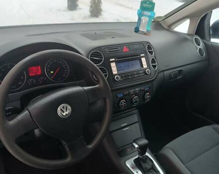 Синий Фольксваген Гольф, объемом двигателя 1.6 л и пробегом 286 тыс. км за 5700 $, фото 15 на Automoto.ua