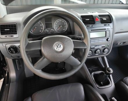 Синій Фольксваген Гольф, об'ємом двигуна 1.6 л та пробігом 230 тис. км за 5850 $, фото 6 на Automoto.ua