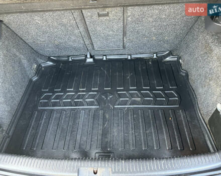 Фольксваген Гольф 2005 в Буске на Automoto.ua Синий Фольксваген Гольф, объемом двигателя 1.6 л и пробегом 193 тыс. км за 5300 $, фото 21 на Automoto.ua