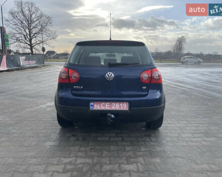 Синий Фольксваген Гольф, объемом двигателя 1.6 л и пробегом 243 тыс. км за 4900 $, фото 4 на Automoto.ua