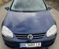 Синій Фольксваген Гольф, об'ємом двигуна 1.39 л та пробігом 180 тис. км за 5750 $, фото 44 на Automoto.ua