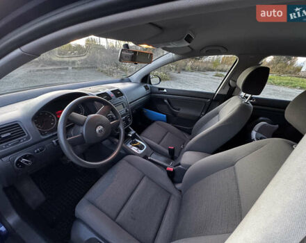Синий Фольксваген Гольф, объемом двигателя 1.6 л и пробегом 210 тыс. км за 6700 $, фото 12 на Automoto.ua