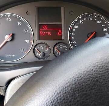 Синий Фольксваген Гольф, объемом двигателя 1.6 л и пробегом 252 тыс. км за 5000 $, фото 4 на Automoto.ua