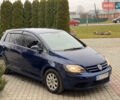 Синий Фольксваген Гольф, объемом двигателя 2 л и пробегом 285 тыс. км за 5450 $, фото 4 на Automoto.ua