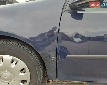 Синий Фольксваген Гольф, объемом двигателя 1.4 л и пробегом 430 тыс. км за 4100 $, фото 4 на Automoto.ua