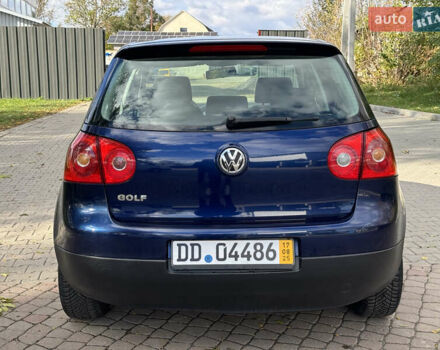 Синий Фольксваген Гольф, объемом двигателя 1.6 л и пробегом 214 тыс. км за 6350 $, фото 68 на Automoto.ua