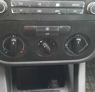 Синий Фольксваген Гольф, объемом двигателя 1.9 л и пробегом 470 тыс. км за 2400 $, фото 9 на Automoto.ua