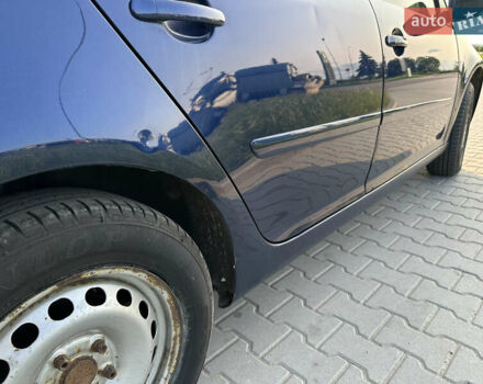 Фольксваген Гольф 2005 в Буске на Automoto.ua Синий Фольксваген Гольф, объемом двигателя 1.6 л и пробегом 193 тыс. км за 5300 $, фото 12 на Automoto.ua