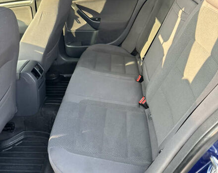 Фольксваген Гольф 2005 в Буске на Automoto.ua Синий Фольксваген Гольф, объемом двигателя 1.6 л и пробегом 193 тыс. км за 5300 $, фото 15 на Automoto.ua