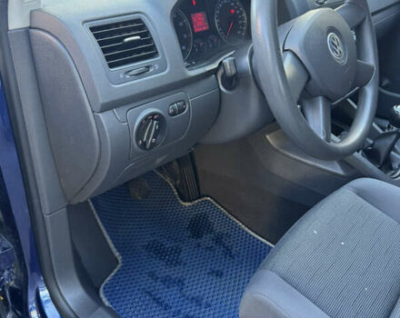 Синий Фольксваген Гольф, объемом двигателя 1.6 л и пробегом 211 тыс. км за 5500 $, фото 27 на Automoto.ua