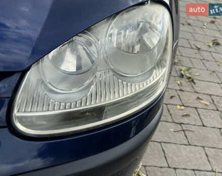 Синий Фольксваген Гольф, объемом двигателя 1.6 л и пробегом 214 тыс. км за 6350 $, фото 8 на Automoto.ua