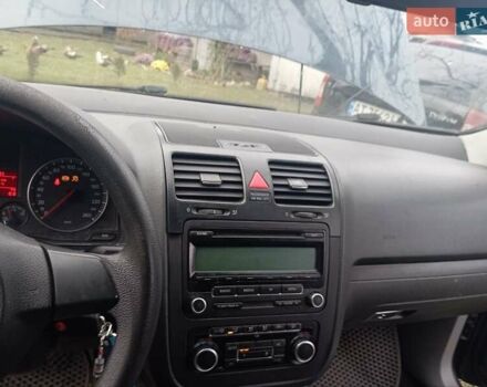 Синий Фольксваген Гольф, объемом двигателя 1.97 л и пробегом 220 тыс. км за 5300 $, фото 5 на Automoto.ua