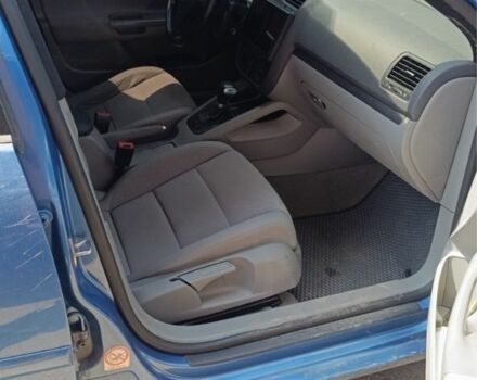 Синий Фольксваген Гольф, объемом двигателя 2 л и пробегом 285 тыс. км за 6000 $, фото 7 на Automoto.ua