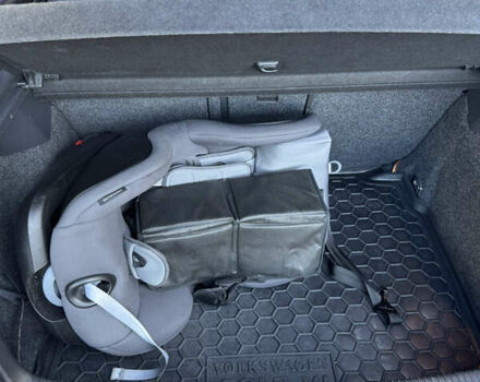 Синий Фольксваген Гольф, объемом двигателя 1.6 л и пробегом 211 тыс. км за 5500 $, фото 47 на Automoto.ua