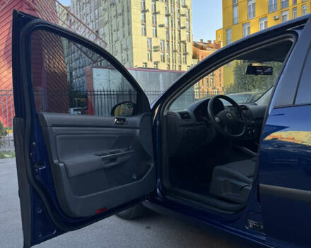 Синий Фольксваген Гольф, объемом двигателя 1.6 л и пробегом 211 тыс. км за 5500 $, фото 31 на Automoto.ua