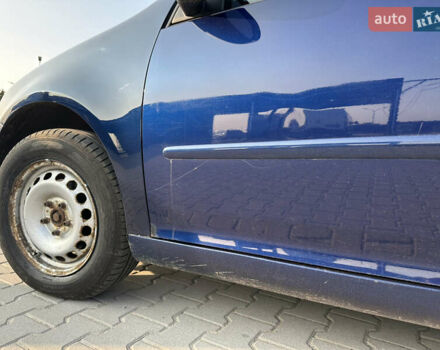 Фольксваген Гольф 2005 в Буске на Automoto.ua Синий Фольксваген Гольф, объемом двигателя 1.6 л и пробегом 193 тыс. км за 5300 $, фото 10 на Automoto.ua