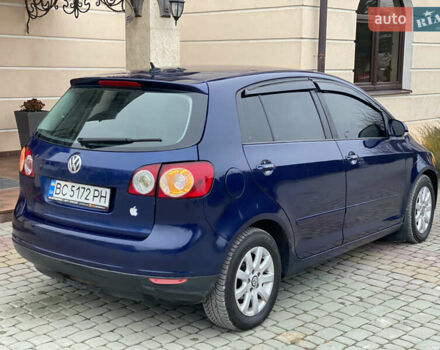 Синий Фольксваген Гольф, объемом двигателя 2 л и пробегом 285 тыс. км за 5450 $, фото 13 на Automoto.ua
