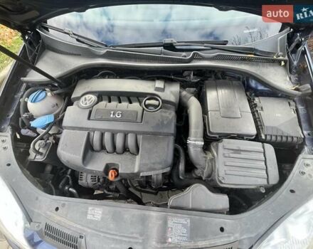 Синий Фольксваген Гольф, объемом двигателя 1.6 л и пробегом 212 тыс. км за 5200 $, фото 35 на Automoto.ua