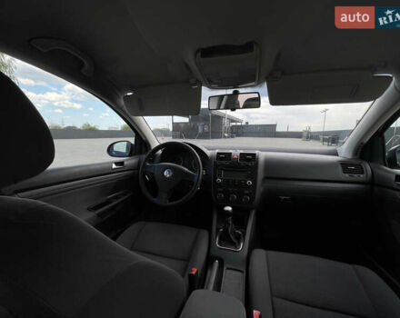 Синий Фольксваген Гольф, объемом двигателя 1.6 л и пробегом 243 тыс. км за 4900 $, фото 29 на Automoto.ua