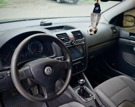 Синий Фольксваген Гольф, объемом двигателя 1.6 л и пробегом 268 тыс. км за 5300 $, фото 5 на Automoto.ua