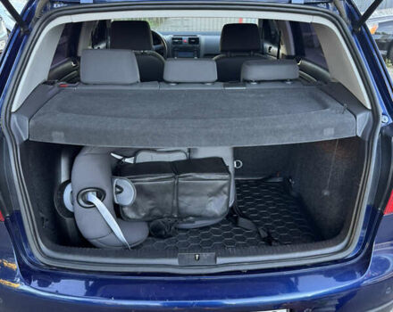 Синий Фольксваген Гольф, объемом двигателя 1.6 л и пробегом 211 тыс. км за 5500 $, фото 46 на Automoto.ua