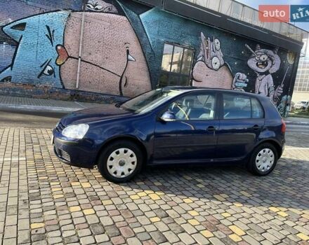 Синий Фольксваген Гольф, объемом двигателя 1.4 л и пробегом 250 тыс. км за 4600 $, фото 1 на Automoto.ua