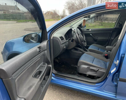 Синий Фольксваген Гольф, объемом двигателя 1.39 л и пробегом 299 тыс. км за 4999 $, фото 13 на Automoto.ua