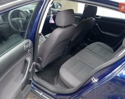 Синий Фольксваген Гольф, объемом двигателя 1.6 л и пробегом 290 тыс. км за 4950 $, фото 17 на Automoto.ua