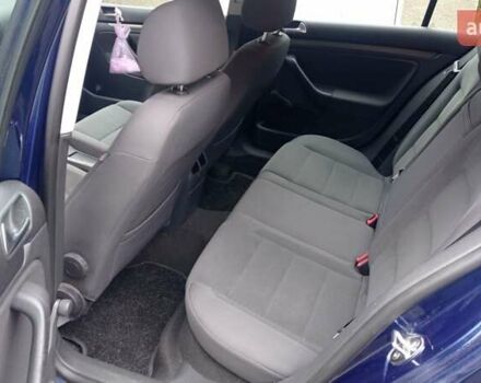 Синий Фольксваген Гольф, объемом двигателя 1.6 л и пробегом 290 тыс. км за 4950 $, фото 13 на Automoto.ua