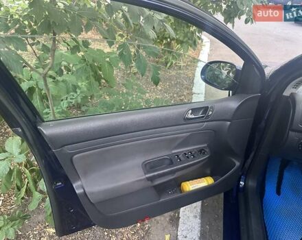 Синий Фольксваген Гольф, объемом двигателя 1.6 л и пробегом 286 тыс. км за 6500 $, фото 14 на Automoto.ua