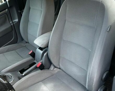 Синий Фольксваген Гольф, объемом двигателя 1.9 л и пробегом 297 тыс. км за 1300 $, фото 5 на Automoto.ua