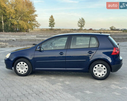 Синий Фольксваген Гольф, объемом двигателя 1.39 л и пробегом 238 тыс. км за 5750 $, фото 13 на Automoto.ua