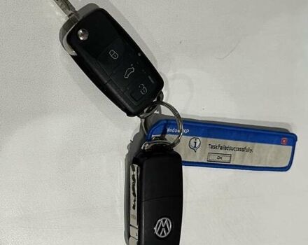 Синий Фольксваген Гольф, объемом двигателя 1.4 л и пробегом 250 тыс. км за 4600 $, фото 95 на Automoto.ua