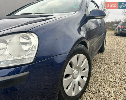 Синій Фольксваген Гольф, об'ємом двигуна 1.9 л та пробігом 289 тис. км за 5600 $, фото 4 на Automoto.ua