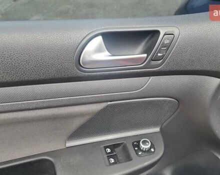 Синий Фольксваген Гольф, объемом двигателя 1.4 л и пробегом 218 тыс. км за 5500 $, фото 14 на Automoto.ua