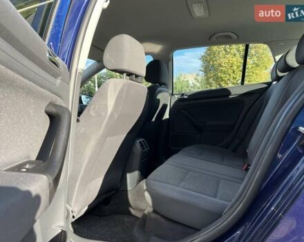 Синий Фольксваген Гольф, объемом двигателя 1.4 л и пробегом 250 тыс. км за 4600 $, фото 30 на Automoto.ua