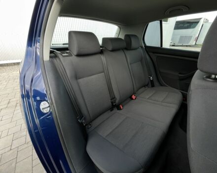 Синий Фольксваген Гольф, объемом двигателя 1.6 л и пробегом 243 тыс. км за 5000 $, фото 12 на Automoto.ua