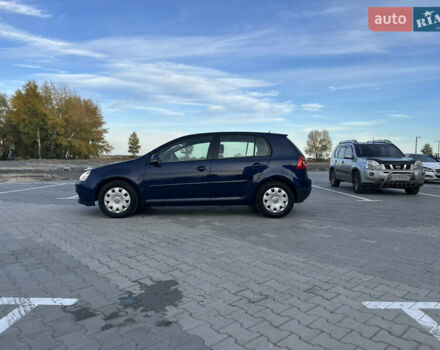 Синий Фольксваген Гольф, объемом двигателя 1.39 л и пробегом 238 тыс. км за 5750 $, фото 19 на Automoto.ua