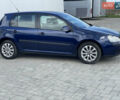 Синий Фольксваген Гольф, объемом двигателя 1.6 л и пробегом 243 тыс. км за 4950 $, фото 3 на Automoto.ua