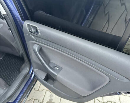 Синий Фольксваген Гольф, объемом двигателя 1.6 л и пробегом 193 тыс. км за 4800 $, фото 23 на Automoto.ua