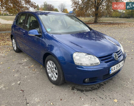 Синий Фольксваген Гольф, объемом двигателя 1.6 л и пробегом 240 тыс. км за 5500 $, фото 2 на Automoto.ua