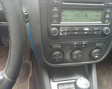 Синій Фольксваген Гольф, об'ємом двигуна 2 л та пробігом 470 тис. км за 3148 $, фото 7 на Automoto.ua