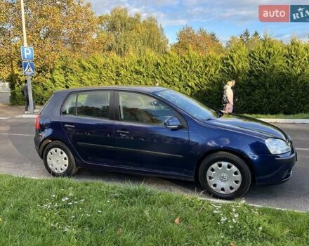 Синий Фольксваген Гольф, объемом двигателя 1.4 л и пробегом 250 тыс. км за 4600 $, фото 60 на Automoto.ua
