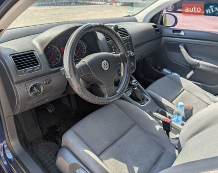 Синій Фольксваген Гольф, об'ємом двигуна 1.6 л та пробігом 260 тис. км за 6200 $, фото 2 на Automoto.ua