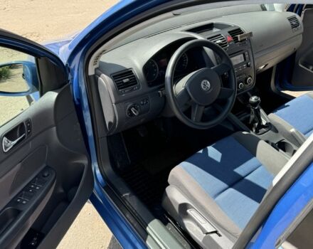 Синій Фольксваген Гольф, об'ємом двигуна 1.6 л та пробігом 211 тис. км за 5500 $, фото 4 на Automoto.ua